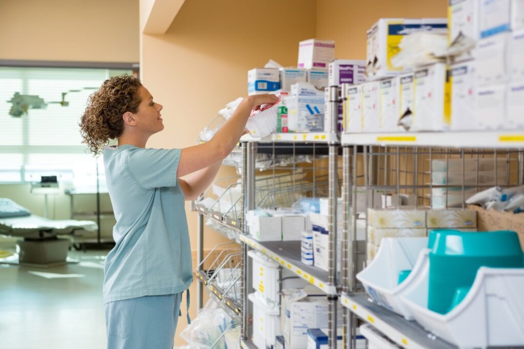 how to start an online medical supply business